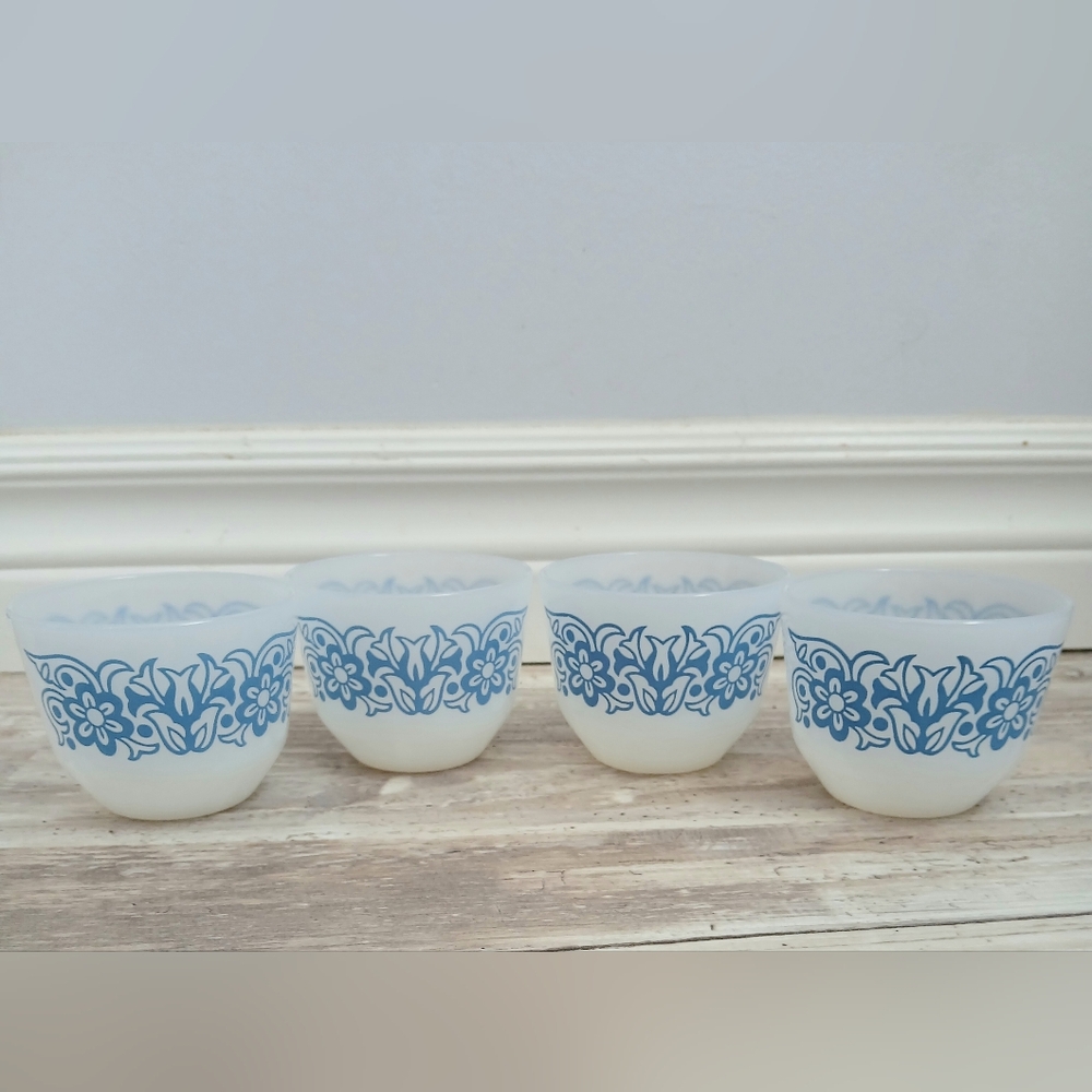 Vintage Federal Glass Blue Tulip Milk Glass Custard Cups Ramekins Set